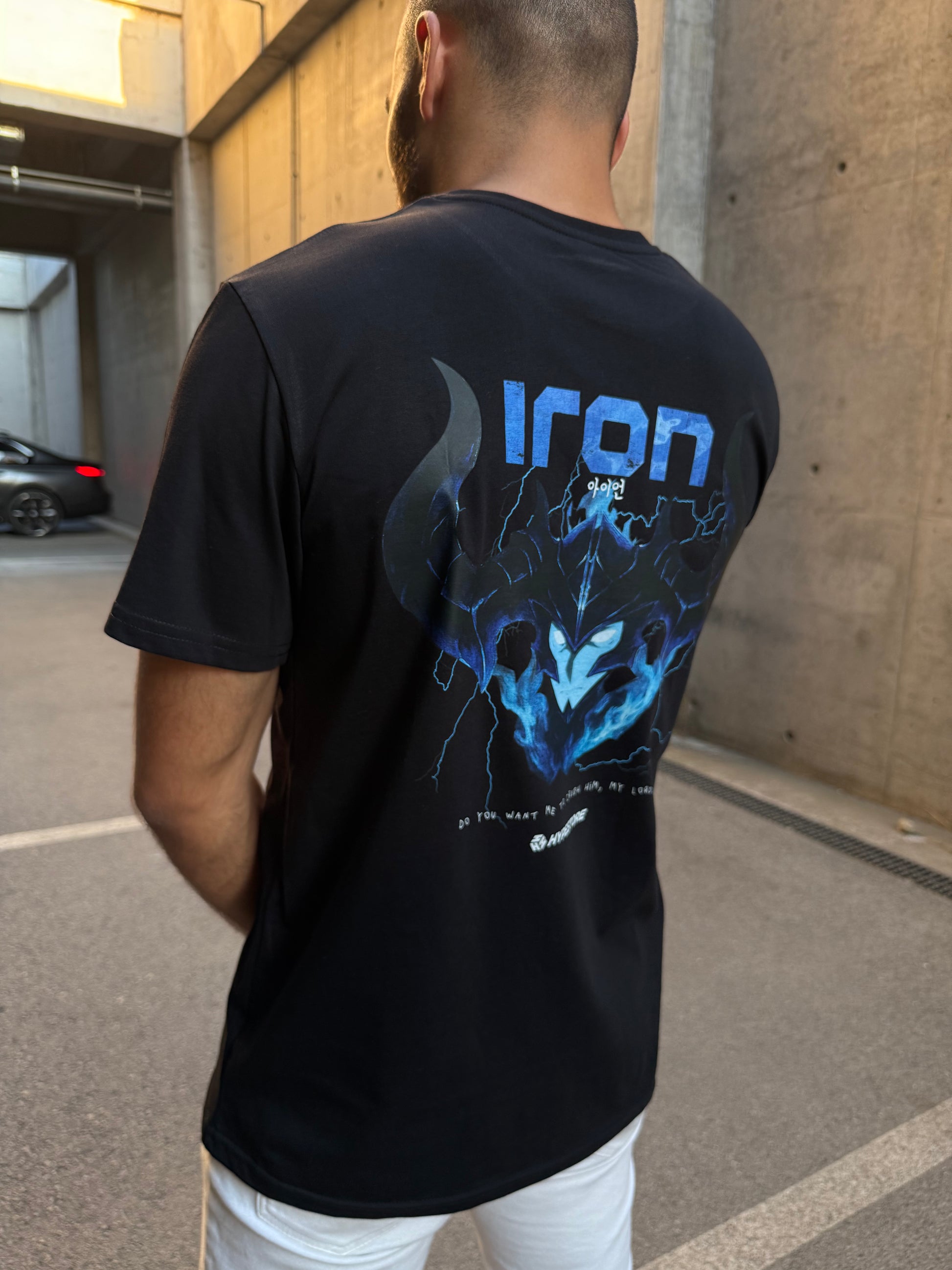 IRON T-SHIRT - SOLO LEVELING - Hypestore