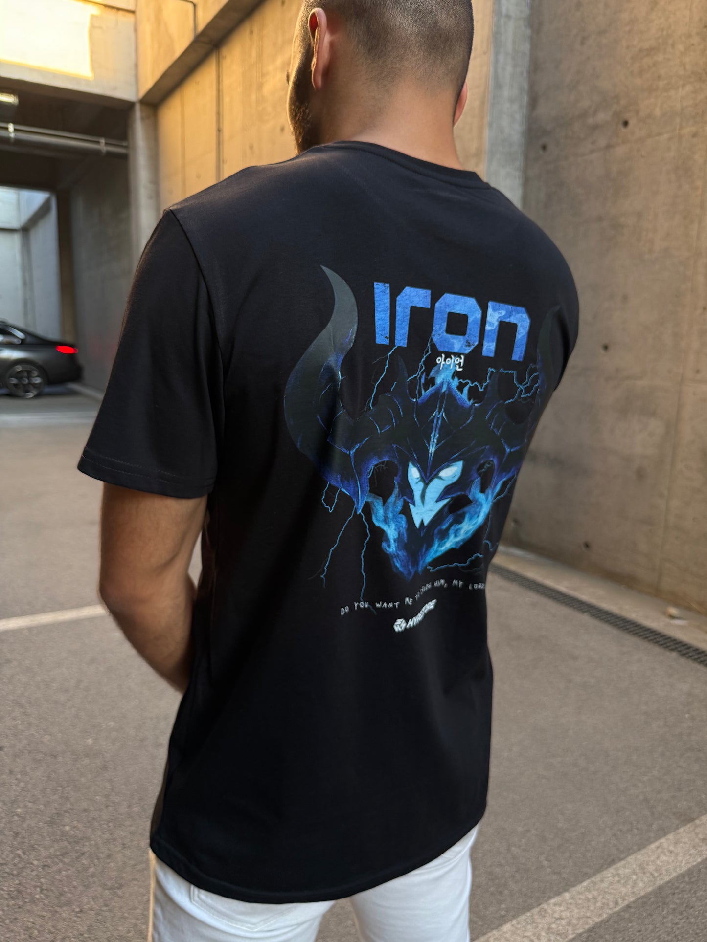 IRON T-SHIRT - SOLO LEVELING - Hypestore